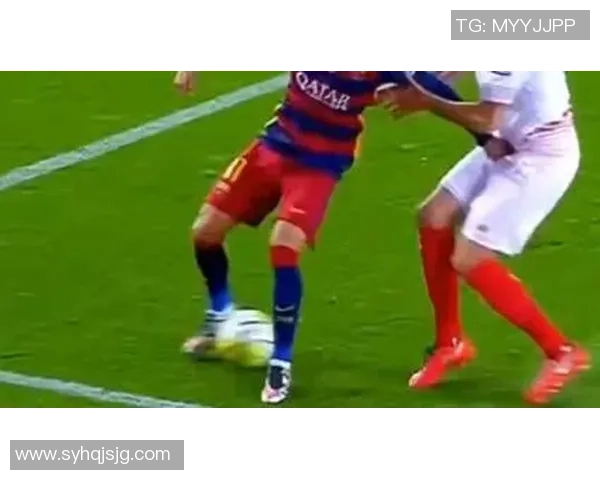 足球三剑客荣耀时刻高清图集展现巅峰技术与无与伦比的球场风采 足球三剑客荣耀时刻高清图集展现巅峰技术与无与伦比的球场风采