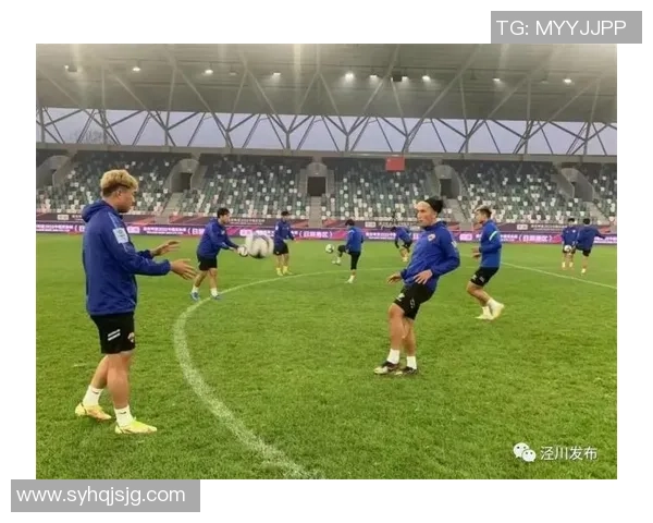 足球球星如何观看比赛解析：他们的观察技巧与独特视角